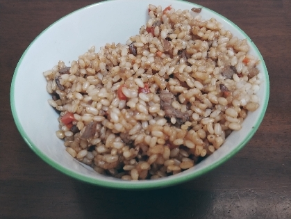 ごぼうと豚肉で炊き込みご飯