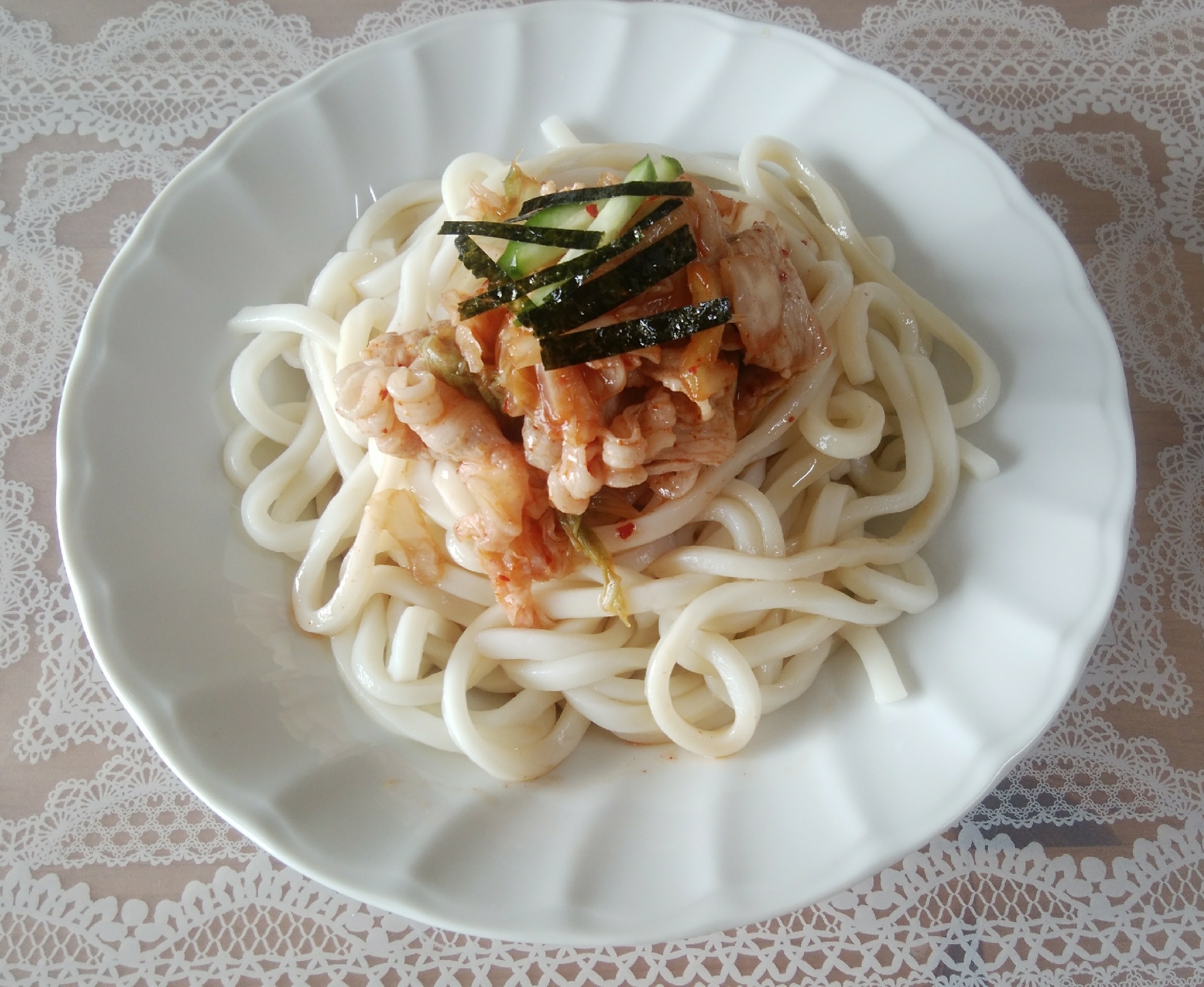 ヘルシー♪茹で豚キムチの冷やしうどん♡