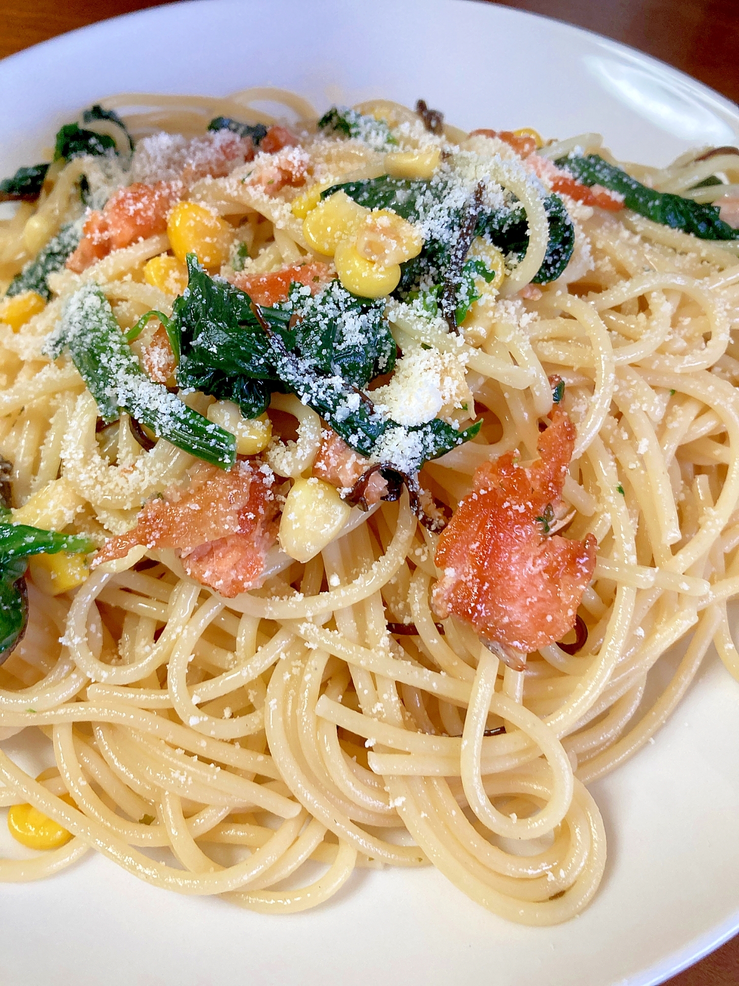 鮭 ほうれん草 コーンのパスタ レシピ 作り方 By 水玉模様 楽天レシピ