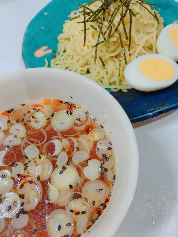 業務スーパーのラーメンスープの素で時短ざるラーメン