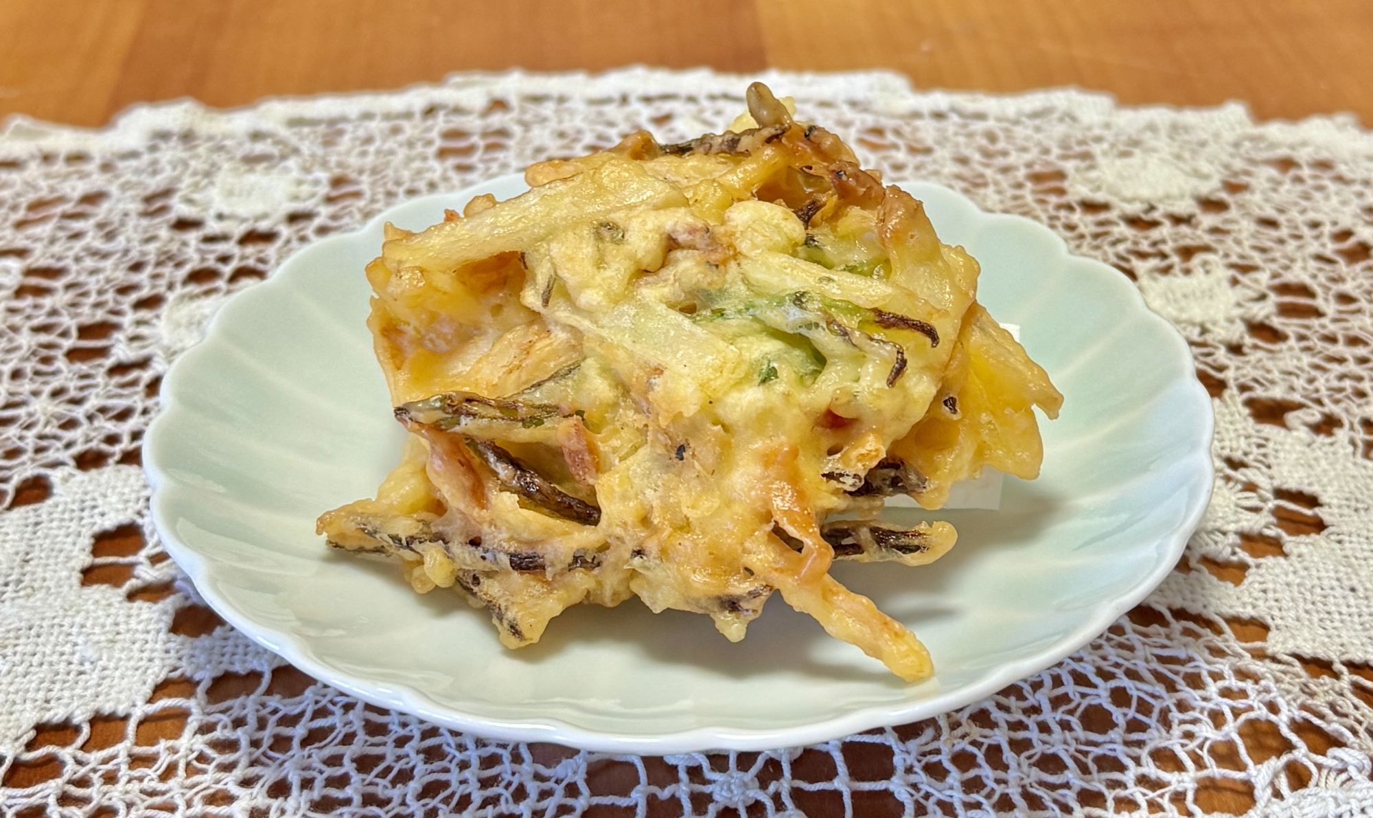 お弁当に!絹さやと桜海老とじゃがいもの☆かき揚げ