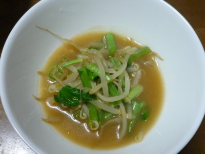 ラーメンスープで作る　とんこつ味噌スープ