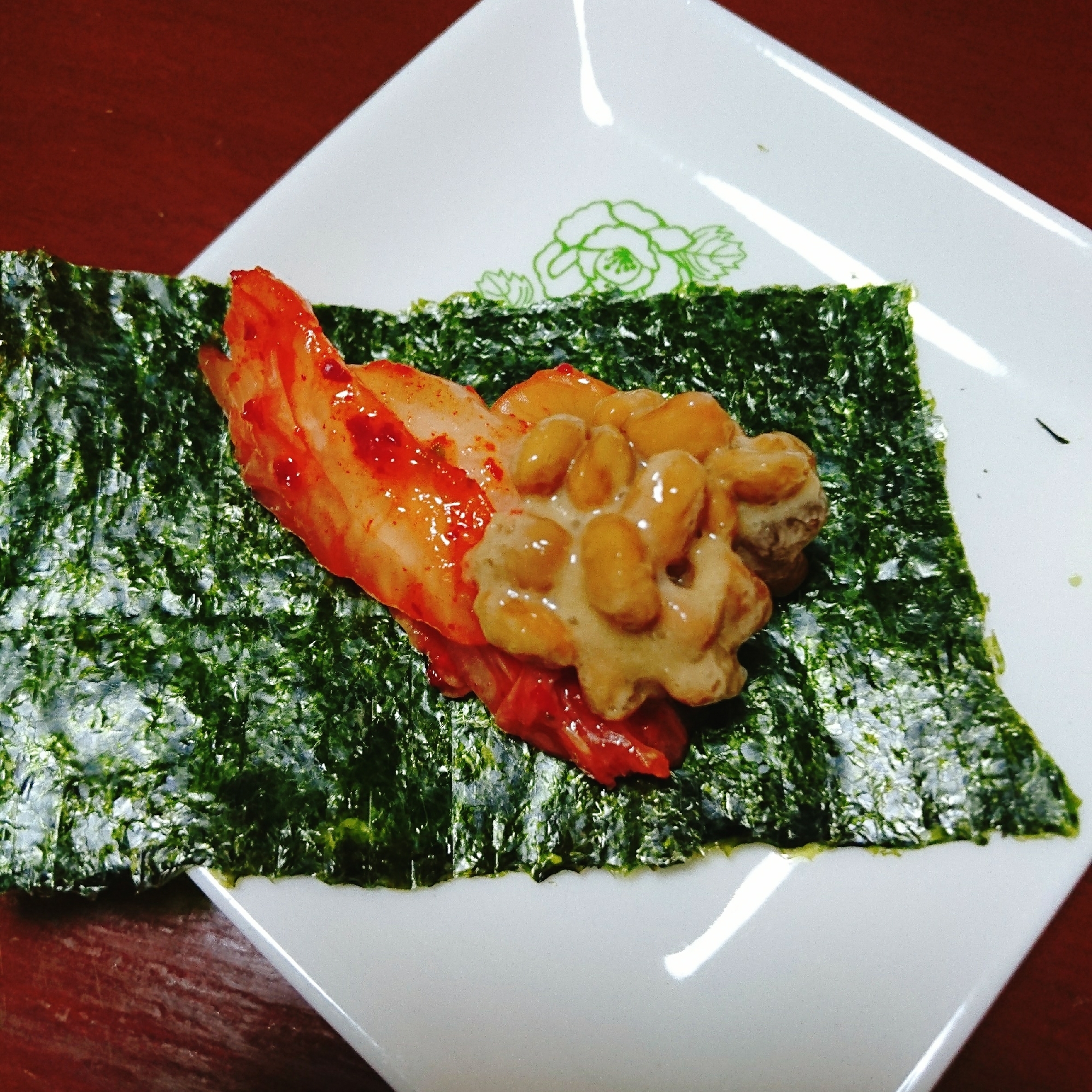 焼き海苔と納豆キムチのおつまみ