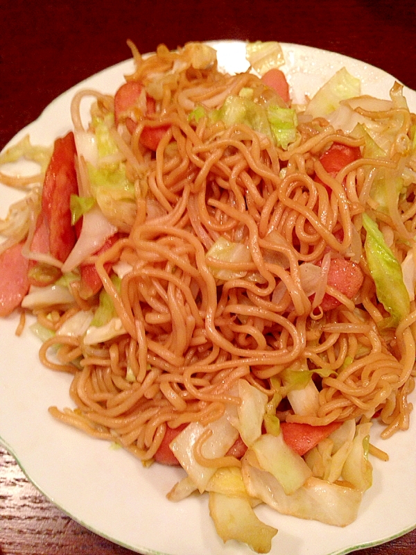 キャベツともやしのシャキシャキ焼きそば