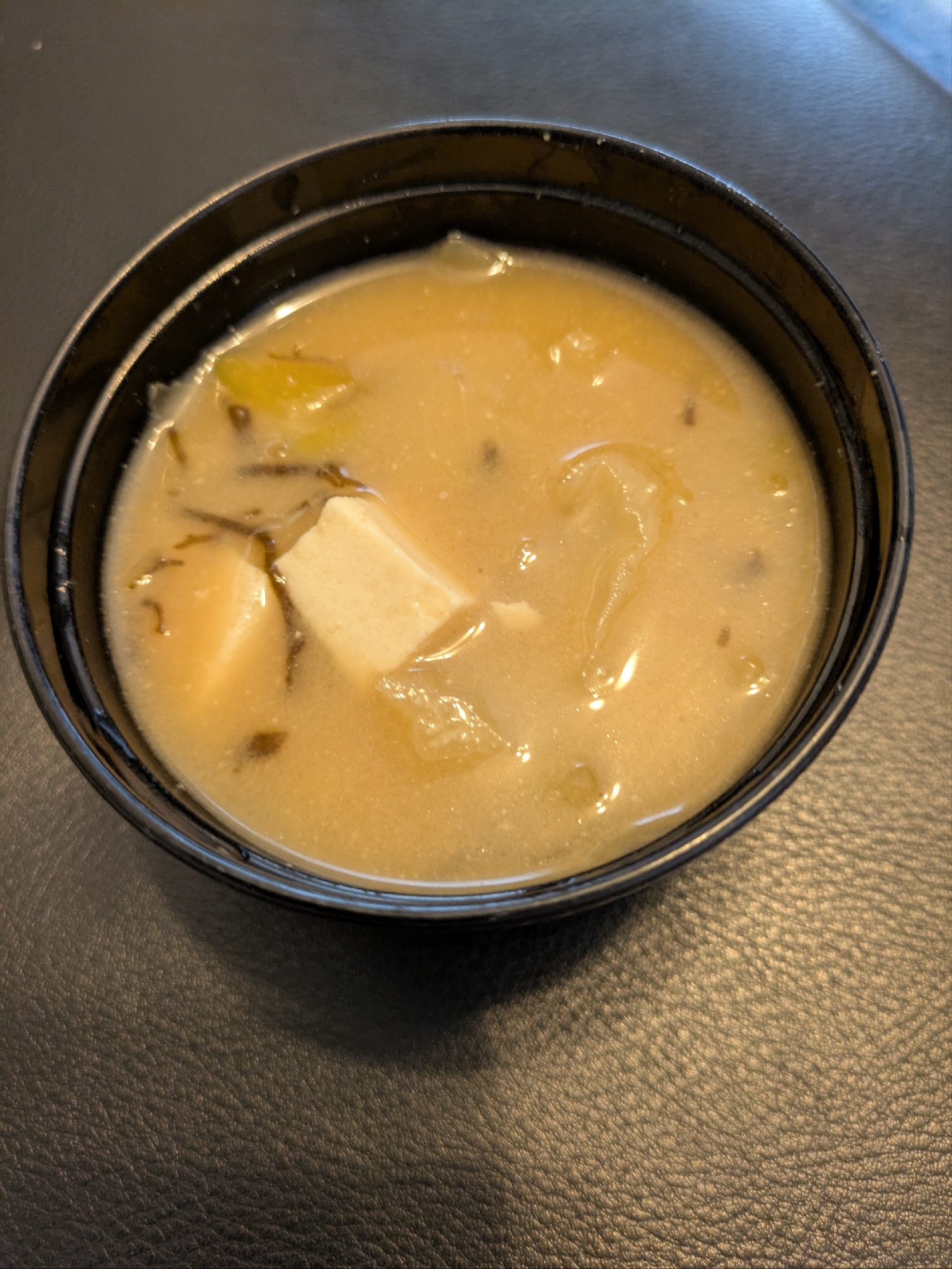 もずく味噌汁