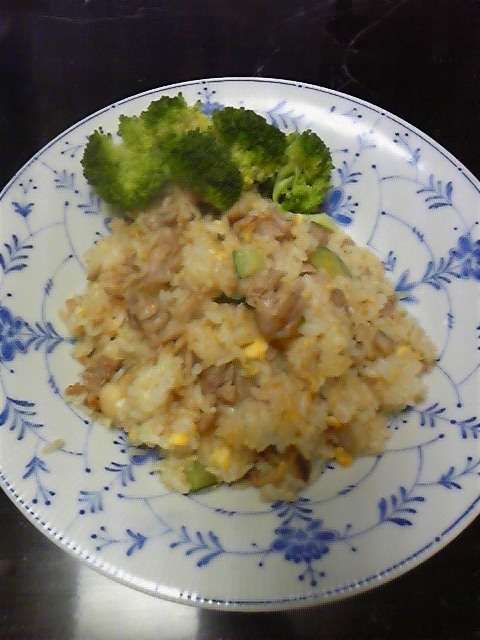 豚肉と炒り卵チャーハン