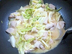 キャベツと豚肉のまつや味噌蒸し レシピ 作り方 By まろんぱんまん 楽天レシピ キャベツと豚肉のまつや味噌蒸し レシピ 作り方 By まろんぱんまん 楽天レシピ