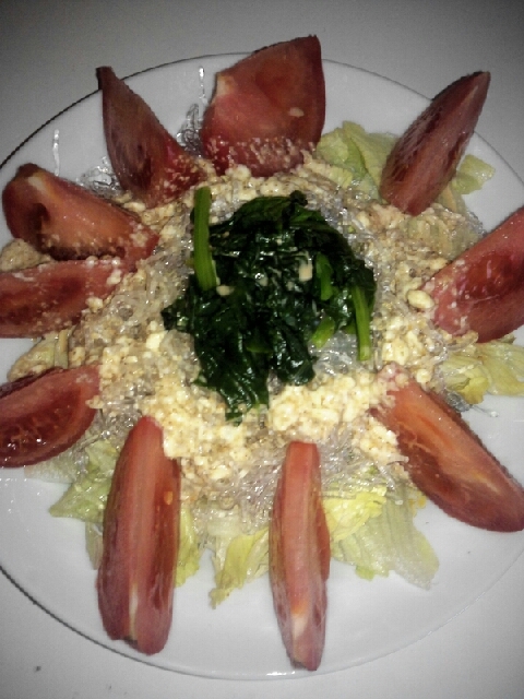 プチプチ海藻麺サラダ