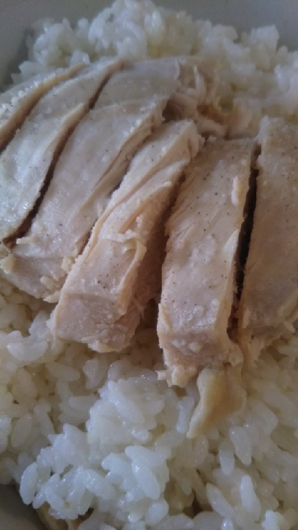 一緒に炊くだけなので簡単ですね(^^)タレもおいしかったです！