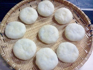 ゆでまんじゅう、懐かしい味おふくろの味