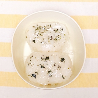 はゆのごはんさんﾉᐢ•͈ ᎑•͈ᐢﾉෆ˚*お弁当にぴったりでとても美味しいです˖✧˖°素敵なレシピをありがとうございます♪ﾉᐢ•͈ ᎑•͈ᐢﾉෆ˚*