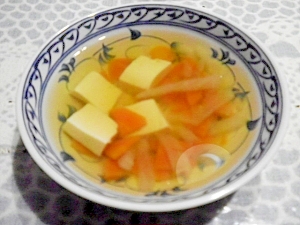 野菜と豆腐のすまし汁