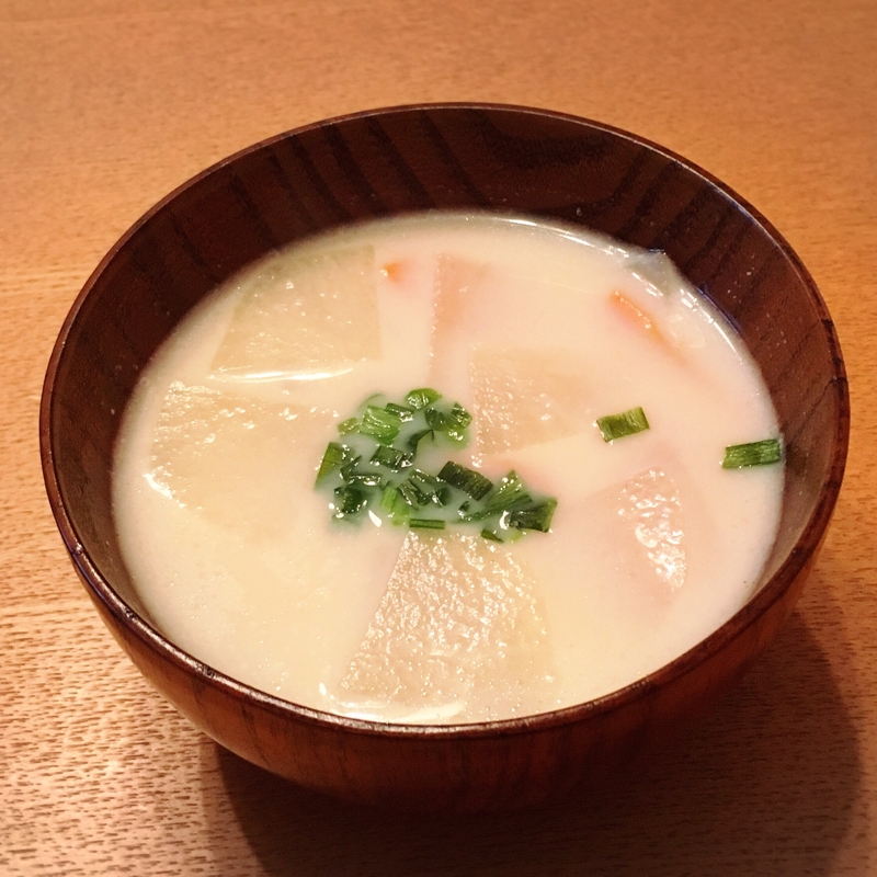 ミルク味噌スープ