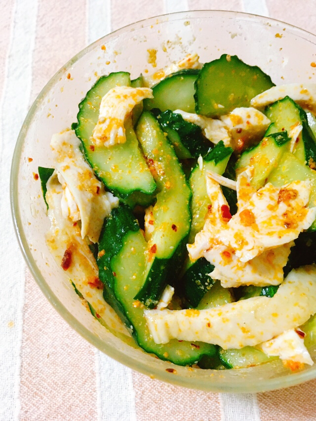 棒棒鶏(バンバンジー)風*きゅうりのピリ辛ごま和え