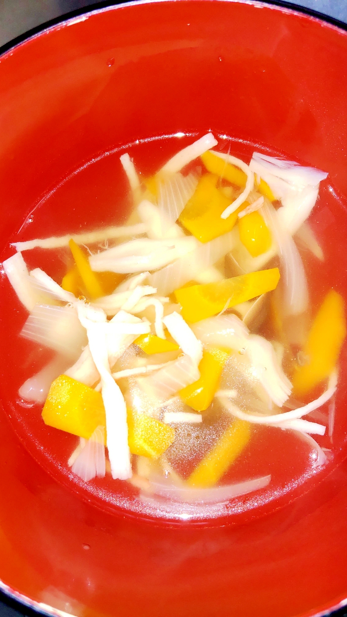 カニカマと野菜のスープ