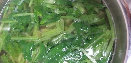 野菜たっぷり豚汁