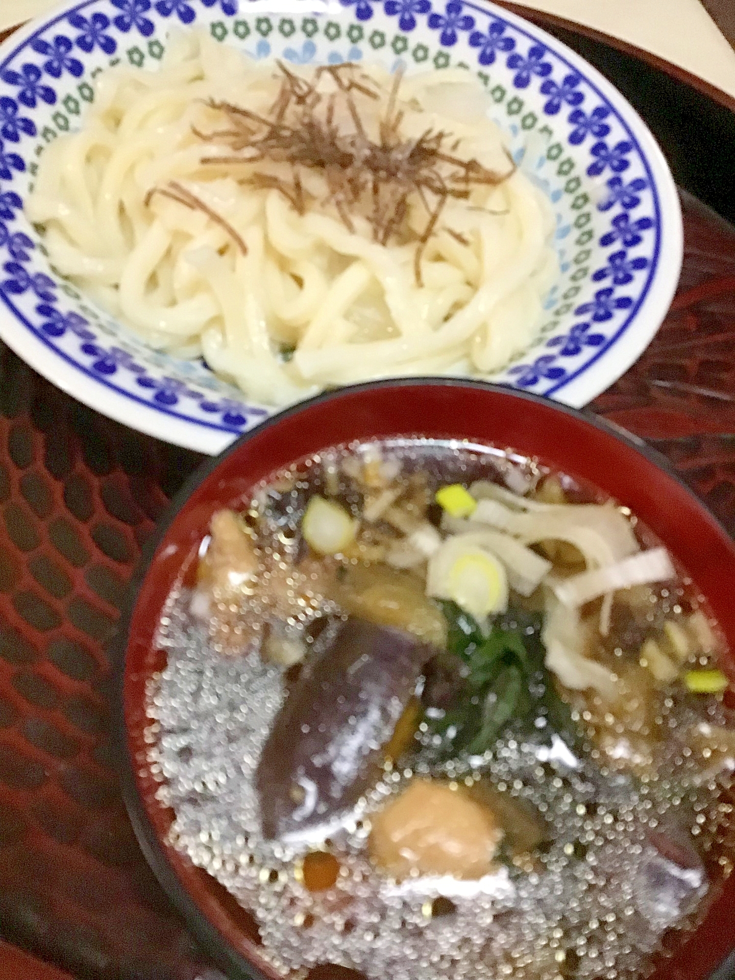 鶏モモと茄子のつけ汁うどん。