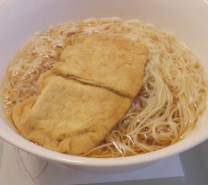 基本のきつねうどん