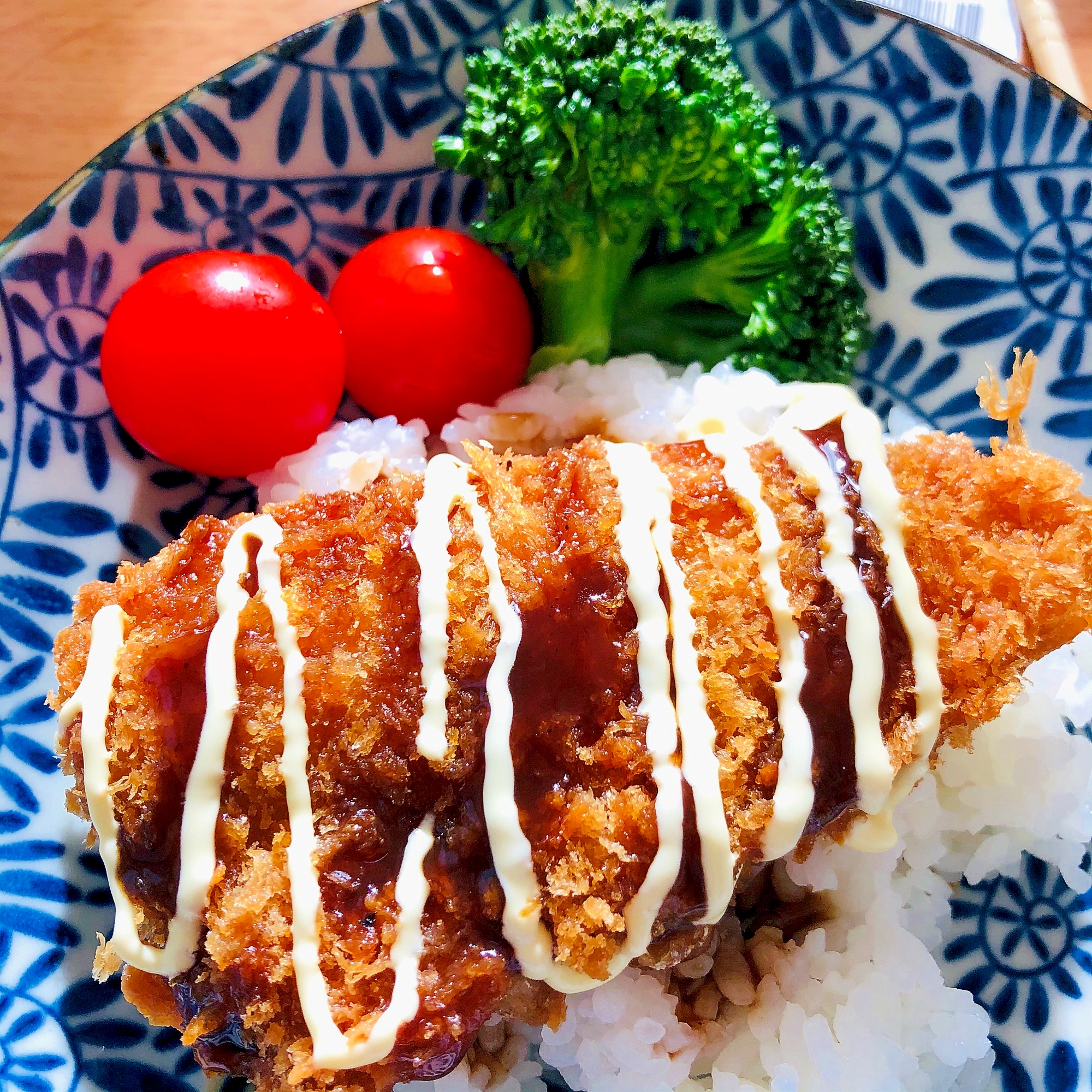 チキンカツのマヨソース丼