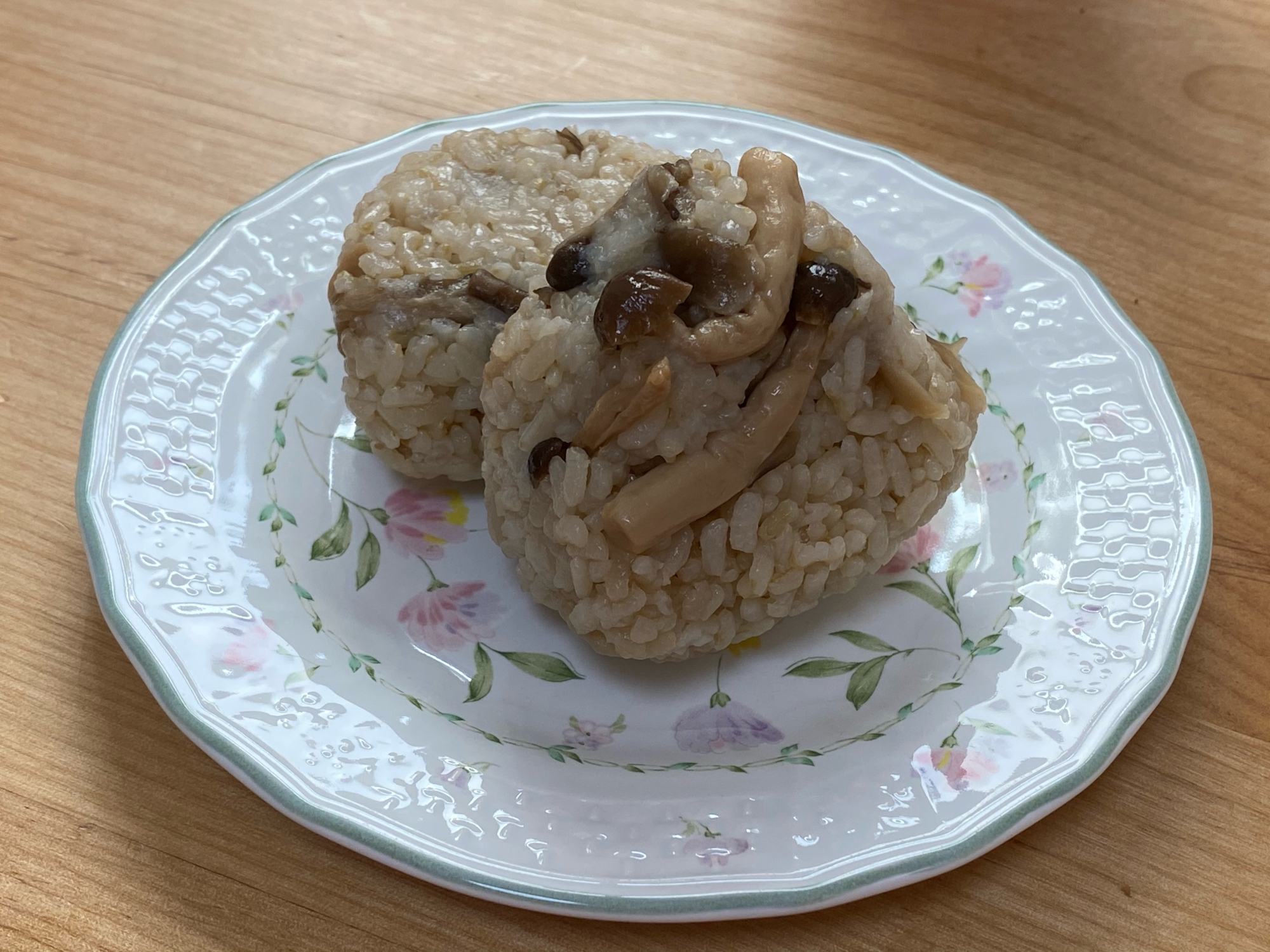 秋の香り♪きのこの炊き込みご飯