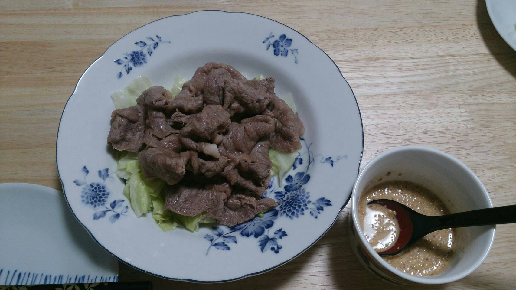 油を落としてサッパリ☆彡牛肉の胡麻ポン