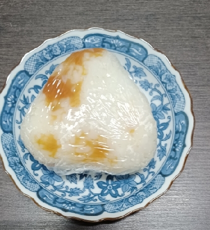 梅おにぎり ( 卵焼き クリームチーズ 鰹節 )