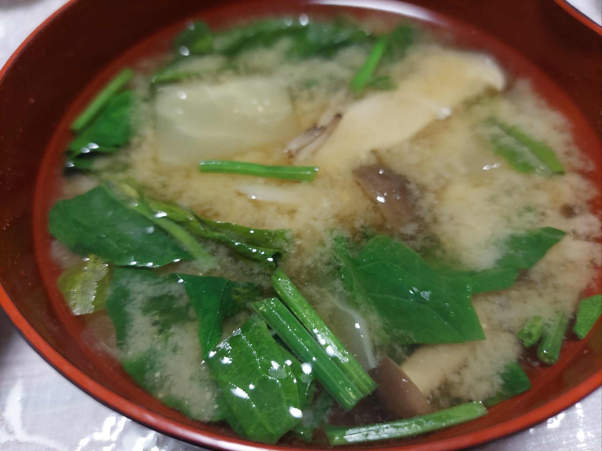 ほうれん草とエリンギのお味噌汁