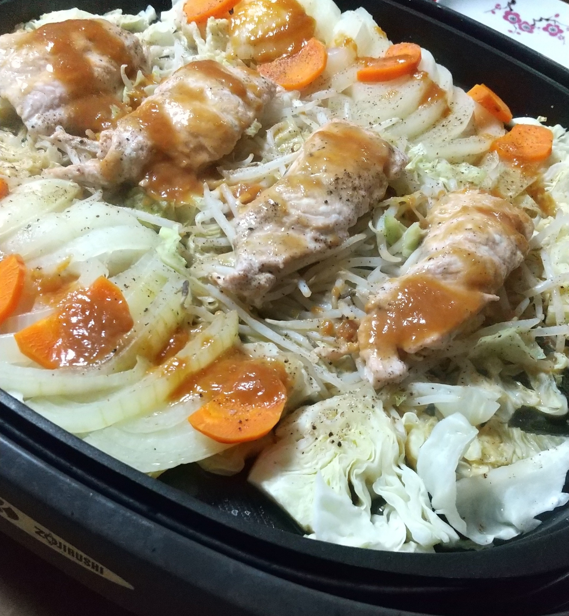 ホットプレートで☆秋鮭と野菜の蒸し焼き