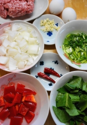 バジルが無くても小松菜で代用 ガパオ風ライス レシピ 作り方 By Oppeke22 楽天レシピ