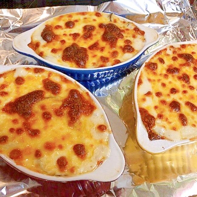 熱々でいただきます☆茄子と鶏肉のクリームグラタン♪