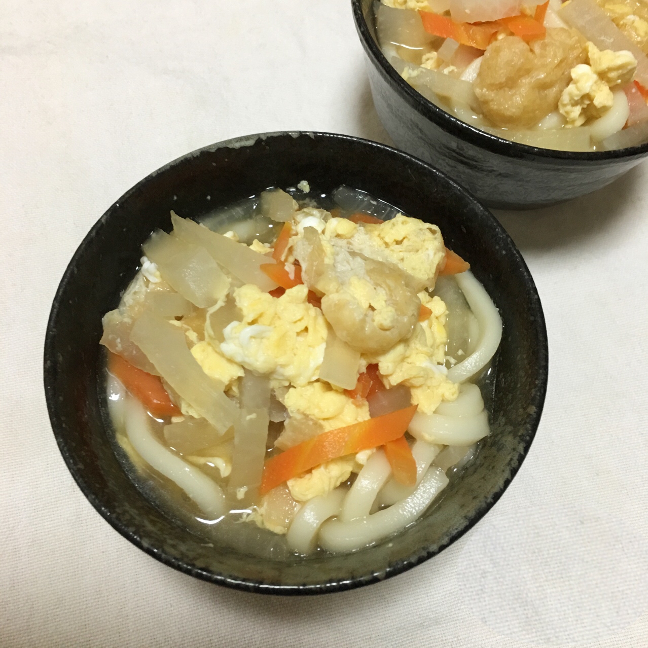 大根人参とお揚げの鶏ガラ醤油卵とじうどん♡