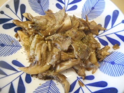 つっちー86さん
シンプルなんだけど
にんにくバターが
効いて、美味ししく
いただきました♪
ご馳走さまでした(*^_^*)