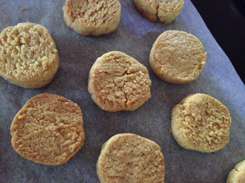 大豆粉と米粉とアーモンドプードルのハニークッキー