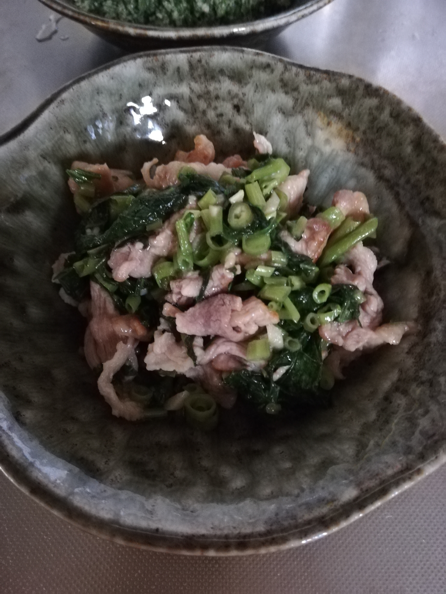 豚肉と空芯菜のにんにく炒め