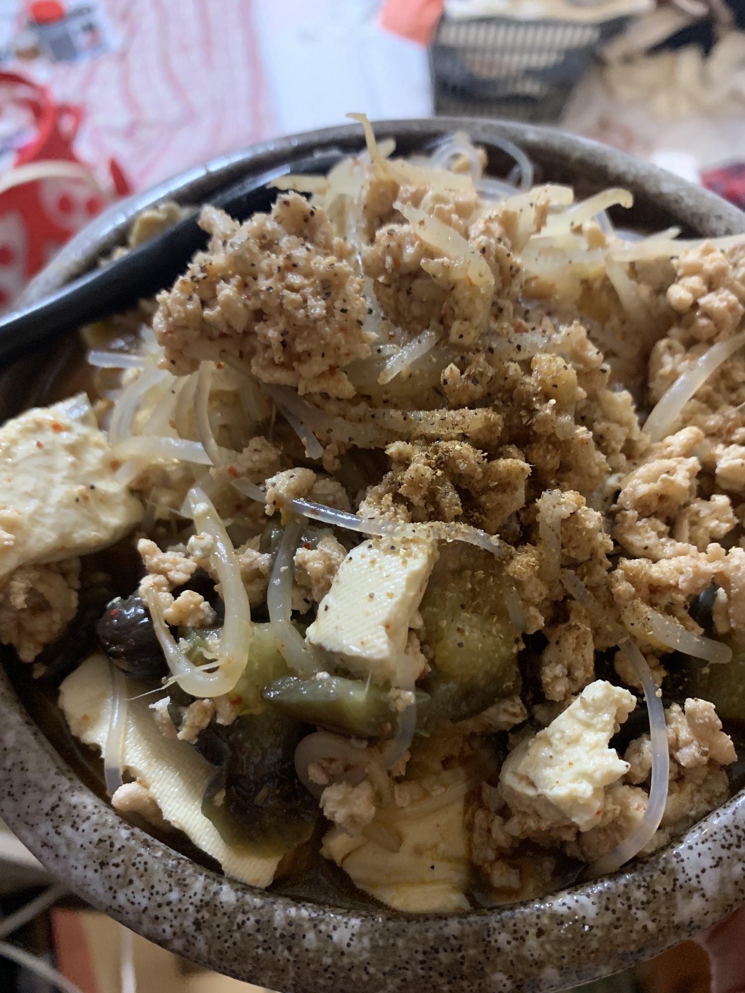 キムチ風味のナスともやしのひき肉豆腐春雨