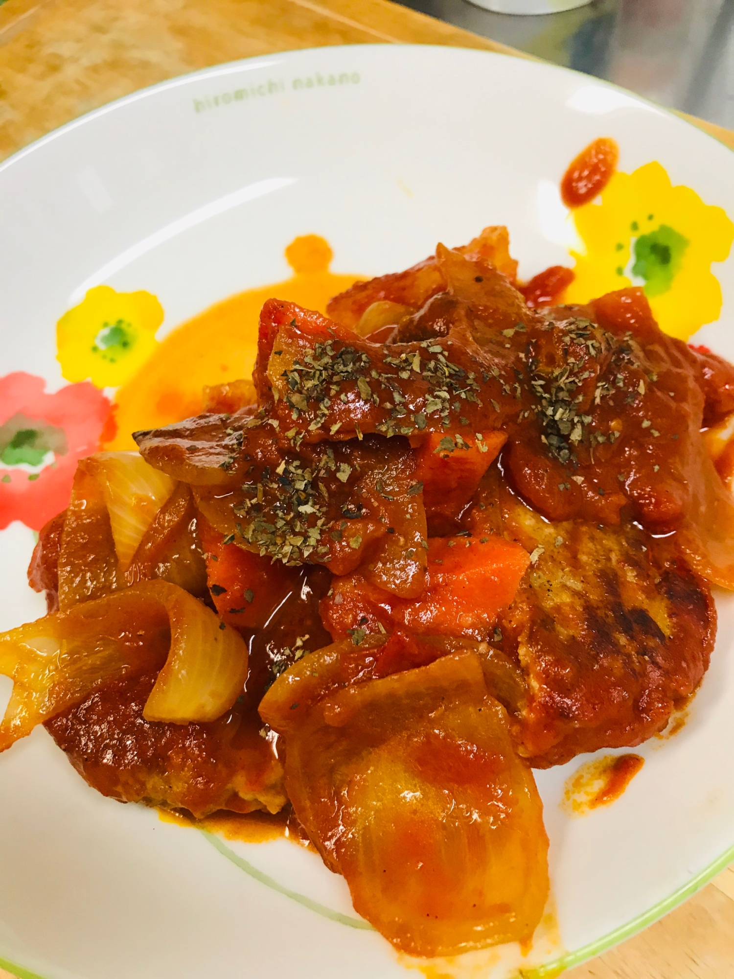 簡単！市販ハンバーグで豪華に見せるトマト煮込み！！