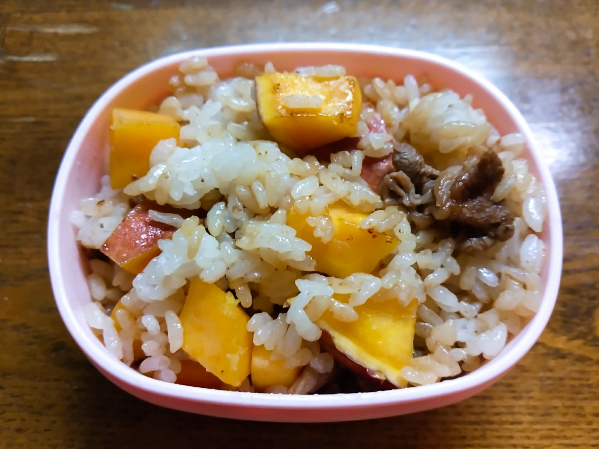 薩摩芋と牛肉の炒めご飯