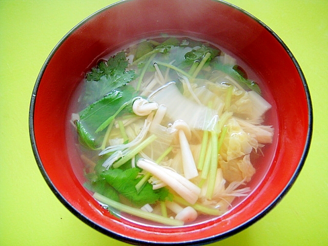 白菜とえのきみつ葉の和風スープ