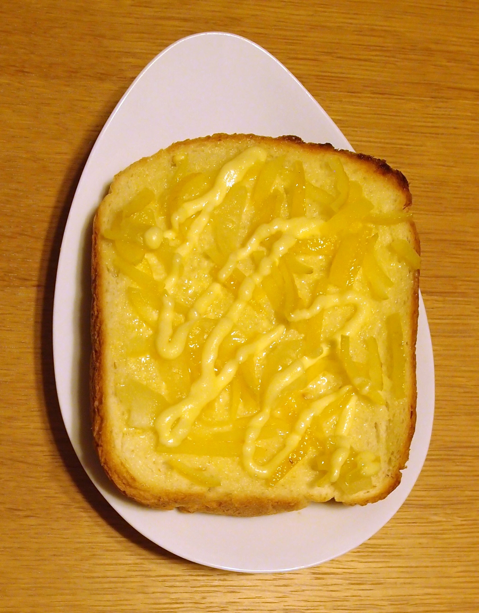 柚子の蜂蜜漬けとマヨネーズのトースト