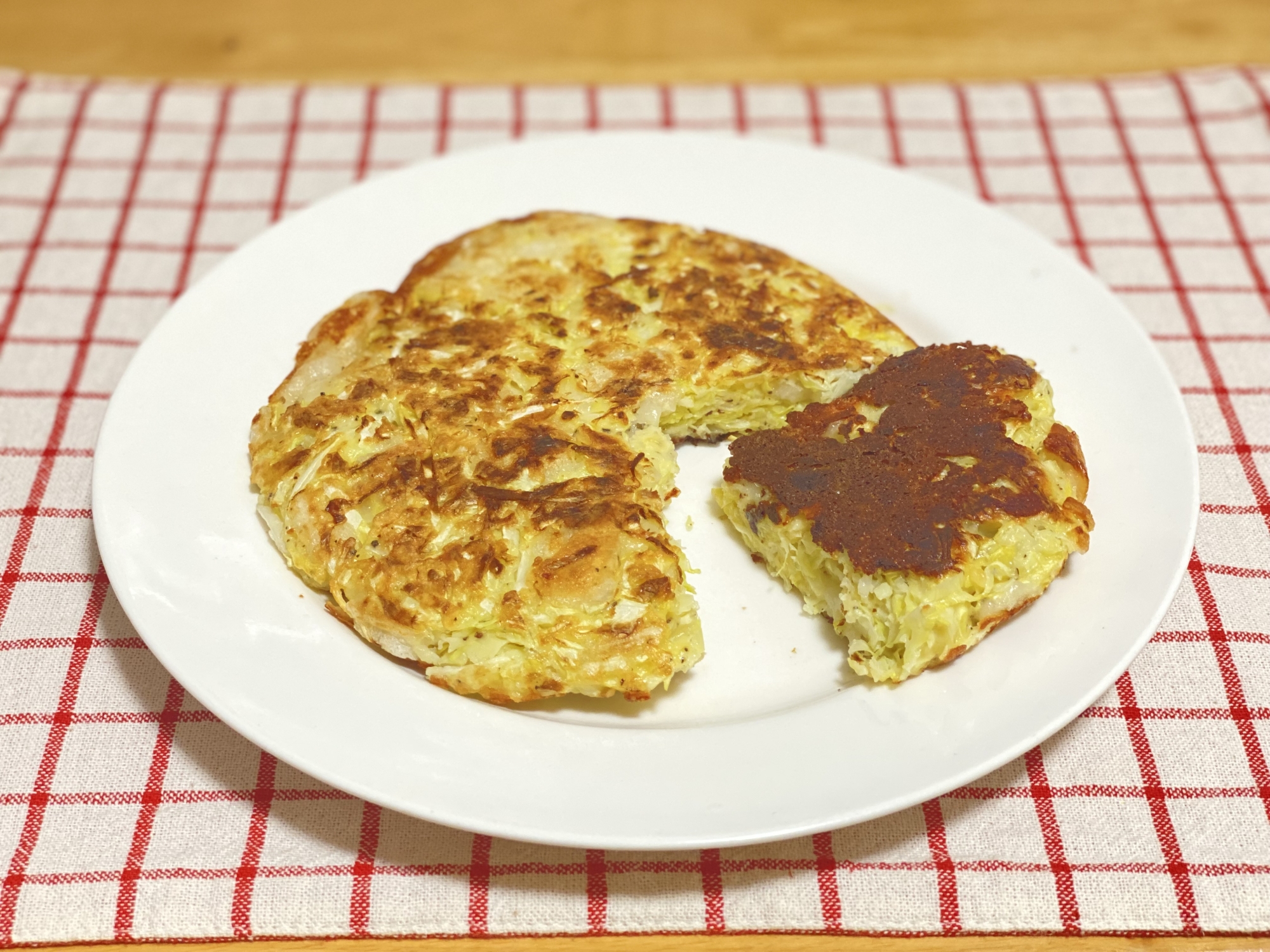 もちカリ食感!キャベツの餅チーズ焼き