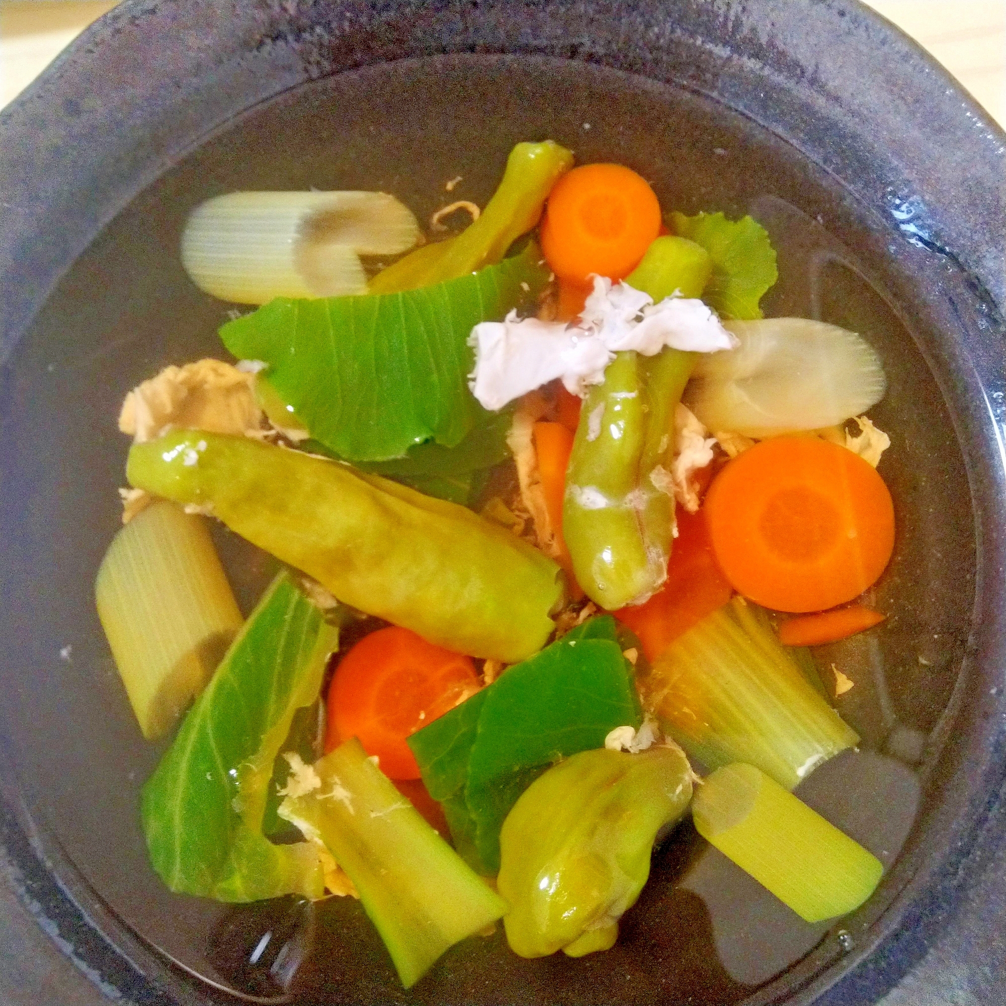 野菜でヘルシー醤油鍋