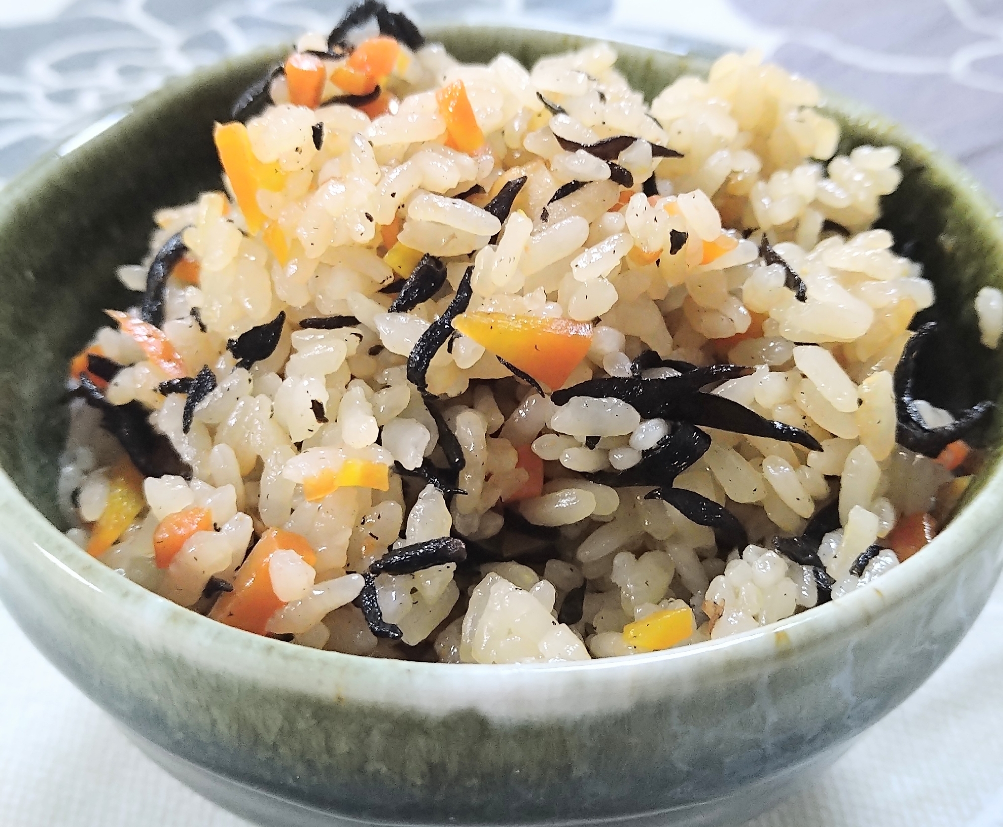 【ひじきの炊き込みご飯】甘めの味付けで子どもも喜ぶ