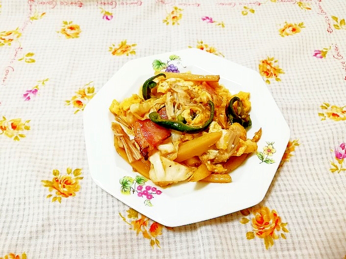 野菜炒めリメイク きのことベーコンの卵とじ レシピ 作り方 By 仄香 楽天レシピ 野菜炒めリメイク きのことベーコンの卵とじ レシピ 作り方 By 仄香 楽天レシピ