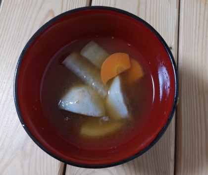 里芋 にんじん 大根 味噌汁