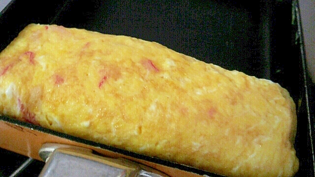 卵2個でお弁当にも✿白だしで❤カニカマの卵焼き