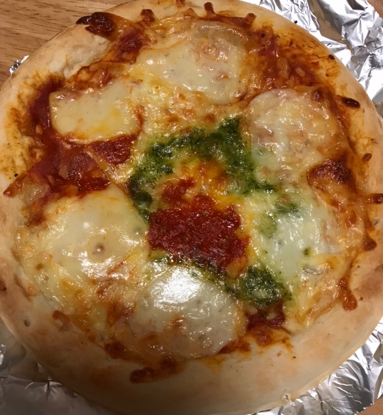 ガーリックマルゲリータピザ