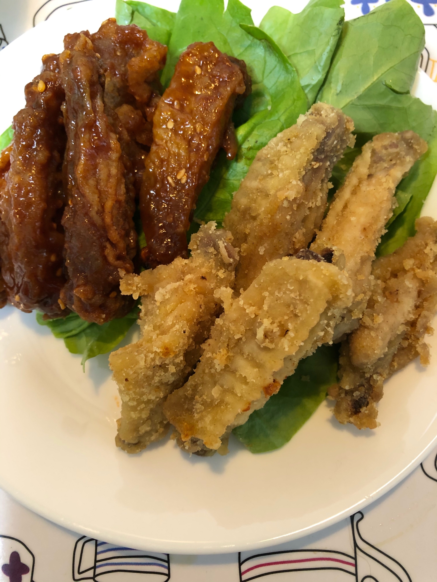 手羽先で2種盛り ヤンニョムチキンと塩チキン レシピ 作り方 By Xmickyx 楽天レシピ