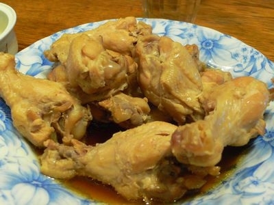 柔らかい鶏肉が好きなので圧力釜で作ってみました。
鶏肉だけで十分美味しかったです。