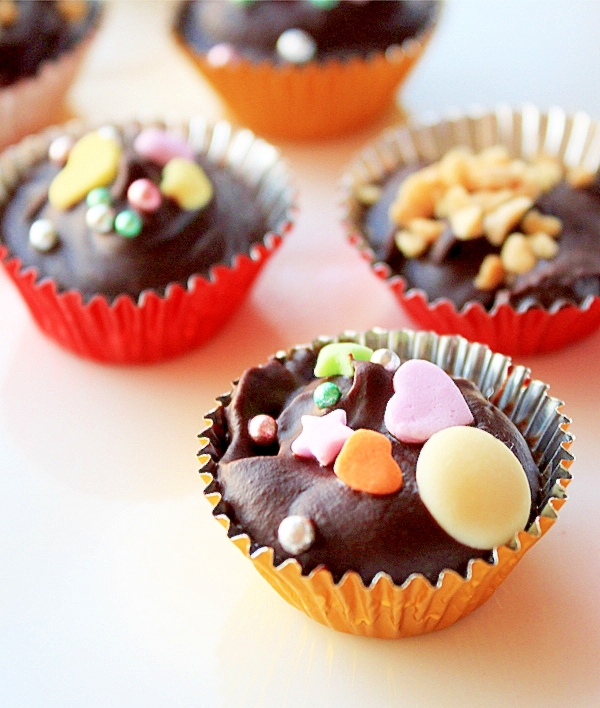 飾りつけが楽しい 簡単デコチョコ レシピ 作り方 By 楽天出店店舗 横浜チョコレートのバニラビーンズ 楽天レシピ