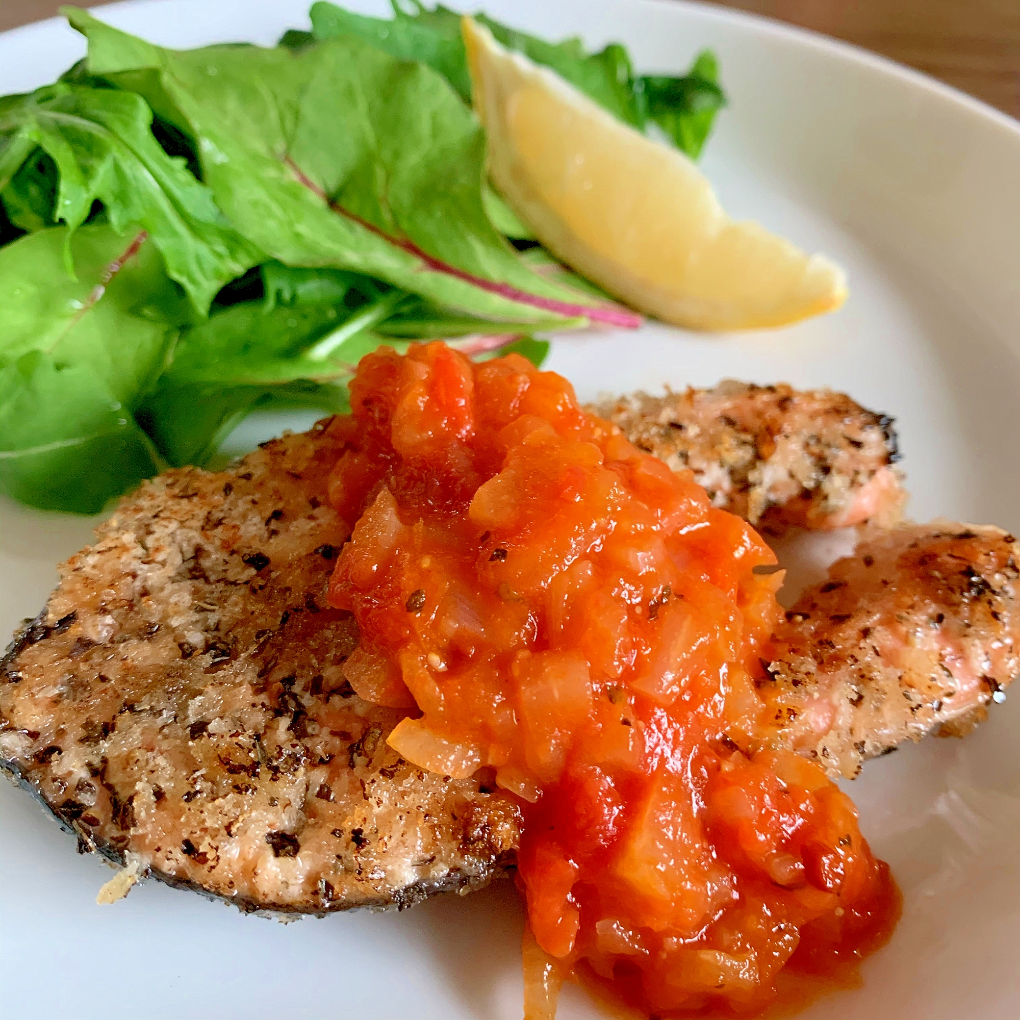 サーモンのバジルパン粉焼きトマトソース レシピ 作り方 By Naruto 楽天レシピ